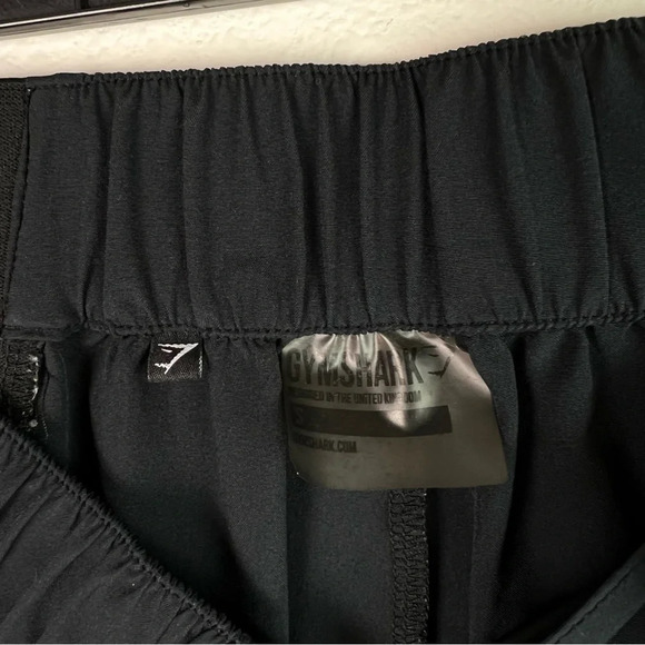 Gymshark Women's Shorts Black Size Small Loose Training Shorts Athletic Running - Picture 2 of 8